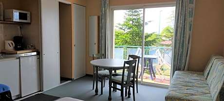 Comfort Triple Room with Balcony