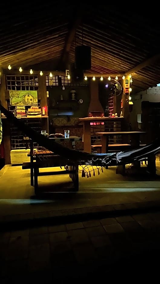 Quinta dos Samaniego - Chalés Rústicos e Suítes