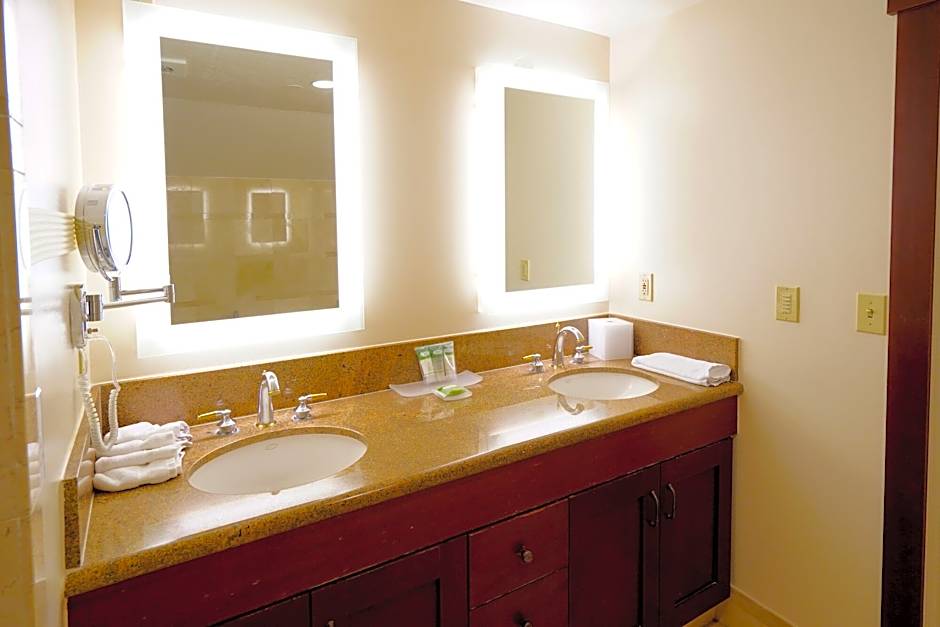 Heavenly Village Condos - Grand Residence