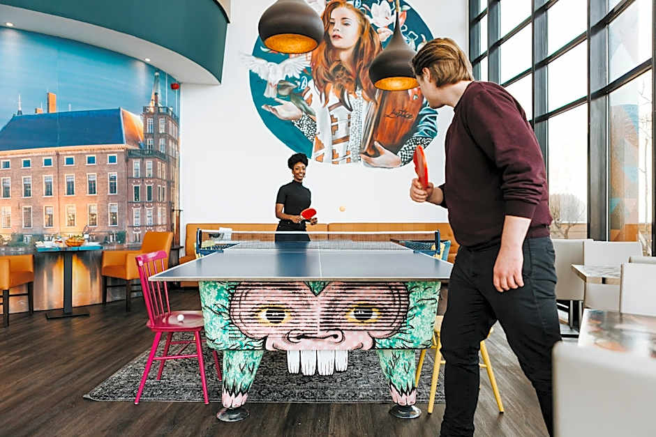 The Hague Teleport Hotel