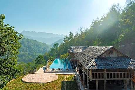 Khuoi Han Ecolodge Cao Bang