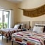 Cozy Place/WiFi/Beach 10 min Walk/Private Pool