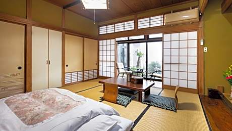 Daibutsu Ryokan (Takaoka)