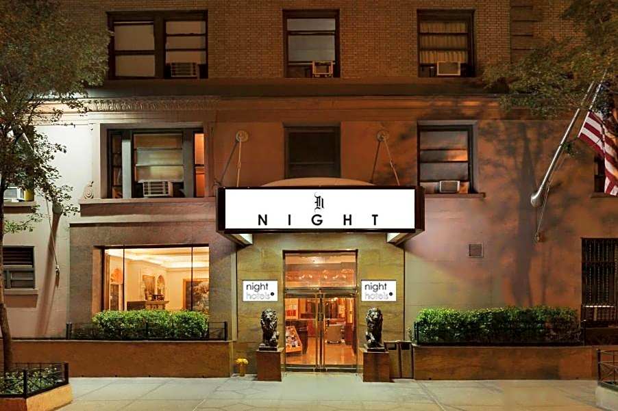 Night Hotel Broadway