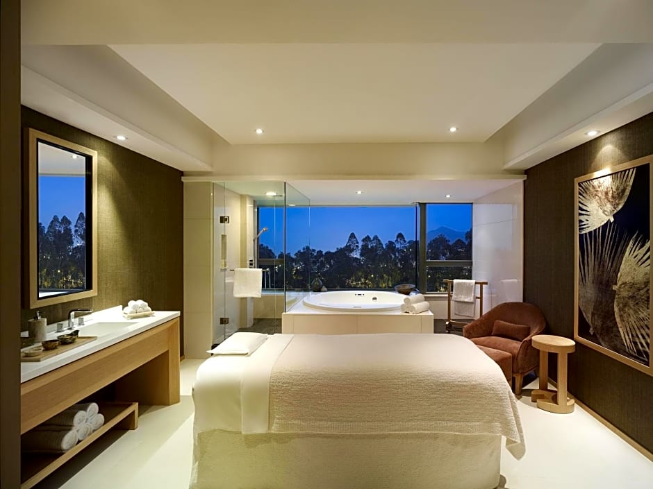 Hyatt Regency Hong Kong, Sha Tin