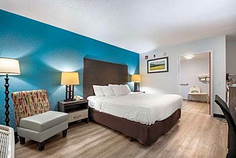 King Room - Accessible/Non-Smoking