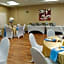Quality Inn Fayetteville Near Historic Downtown Square