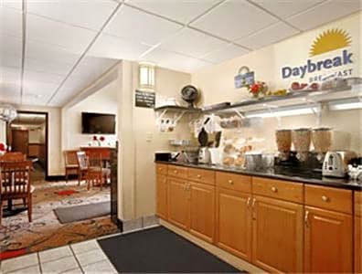 Days Inn by Wyndham Keene NH