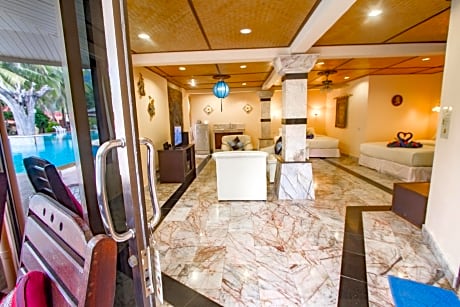 Family Suite with Pool View