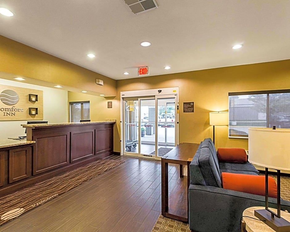 Comfort Inn East Wichita