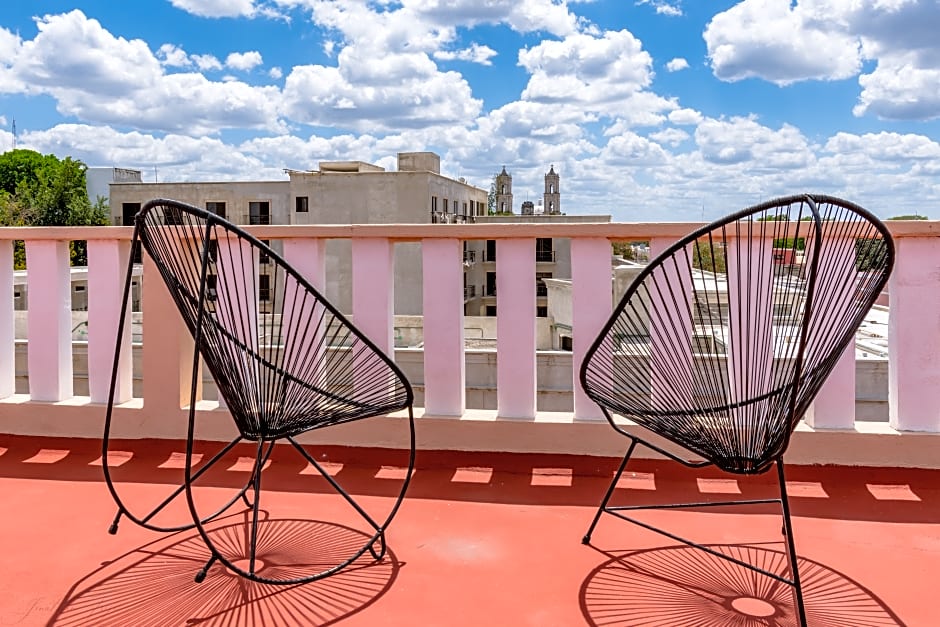 Hotel Colonial Zaci by GuruHotel