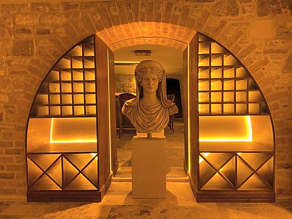 Dionysos 1789 Boutique Hotel