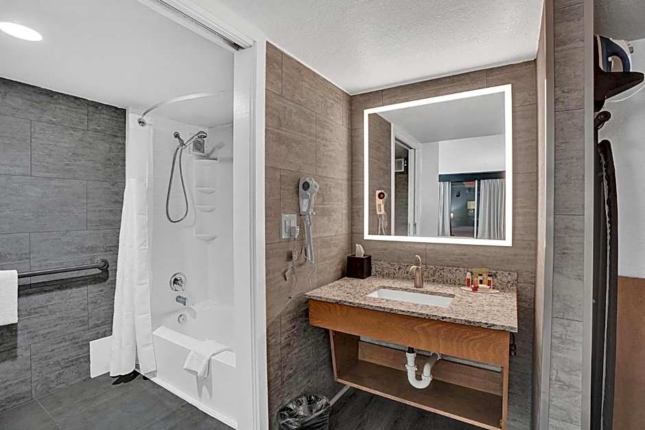 The Harrison Hotel Downtown Hollywood