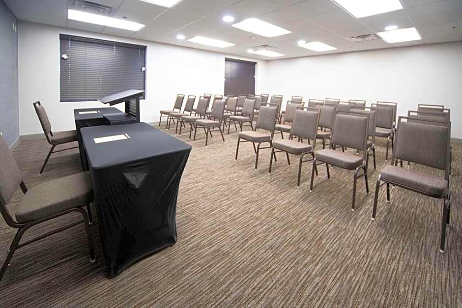 Country Inn & Suites by Radisson, Stone Mountain, GA
