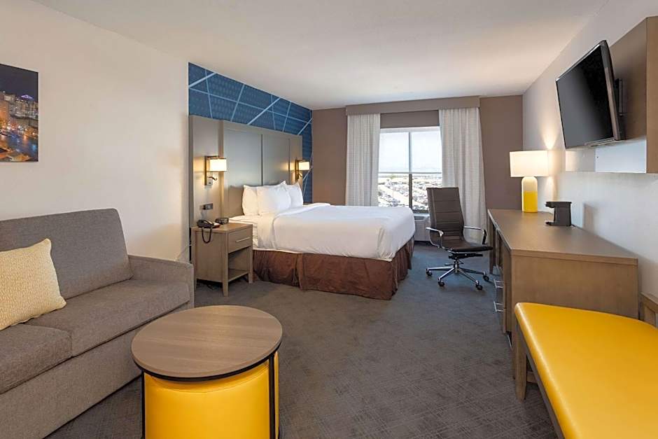 Comfort Inn & Suites Buffalo Airport