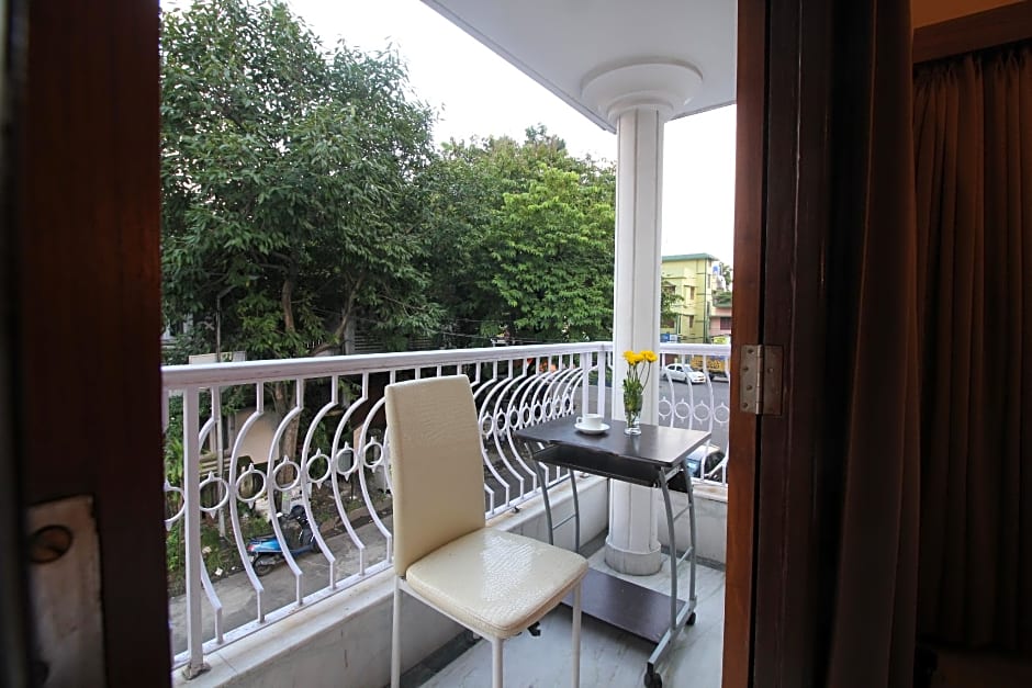 Anamitra Guest House