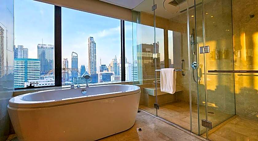 Renaissance by Marriott Bangkok Ratchaprasong Hotel