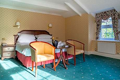 Classic Double or Twin Room