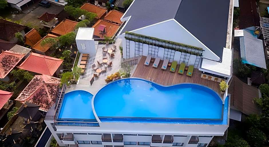 RV Hotel Gianyar