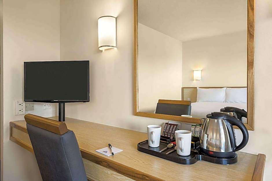 Days Inn Sutton Scotney North