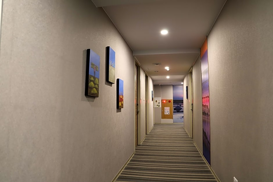 TAINAN JULIE'S GARDEN