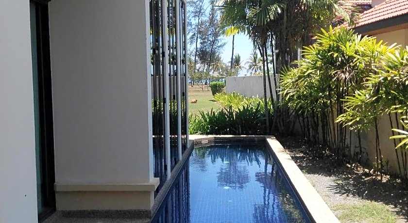 Sabah Beach Villas & Suites