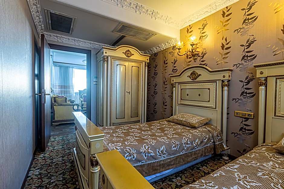 Photo 1 of 4 of Deluxe Family, Sea View