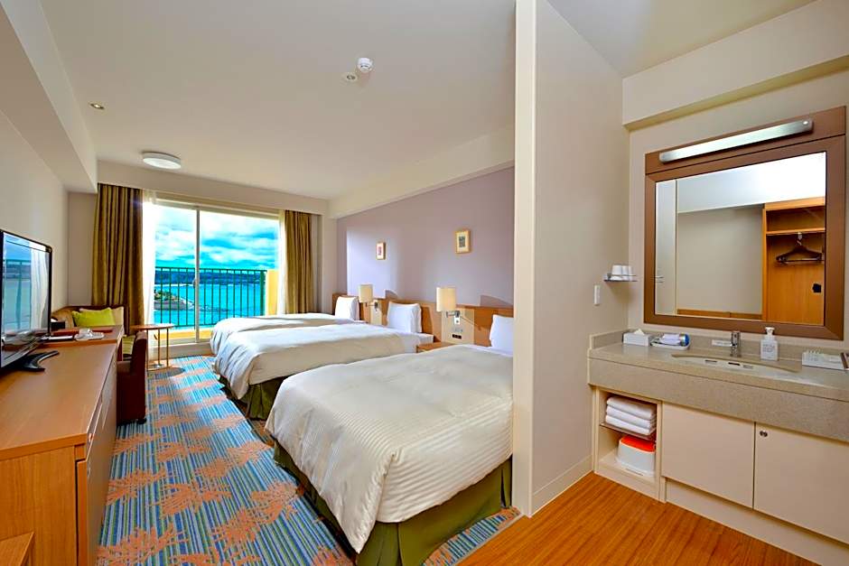 Photo 1 of 7 of Standard, Sea View
