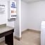 Holiday Inn Express & Suites Kansas City - Lees Summit By IHG
