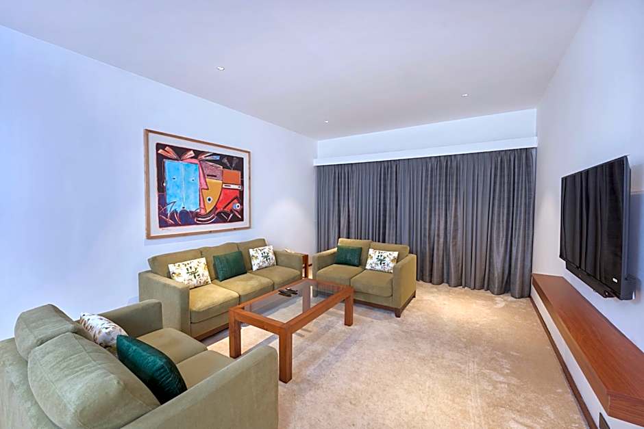 The Avenue Regent Hotel