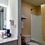 Econo Lodge Inn & Suites Cayce I-26 Airport