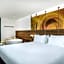 Pullman Budapest
