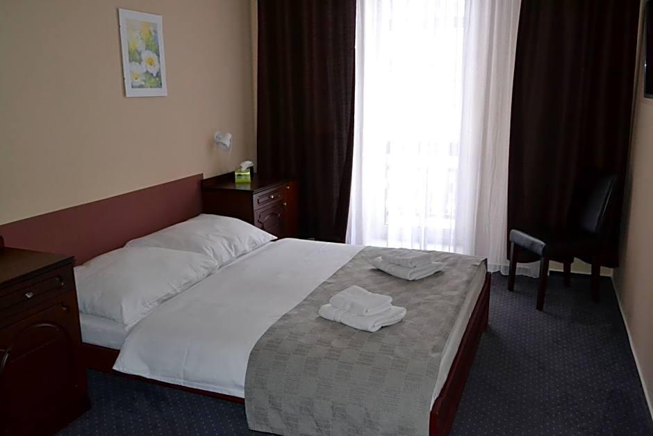 Greenwood hotel