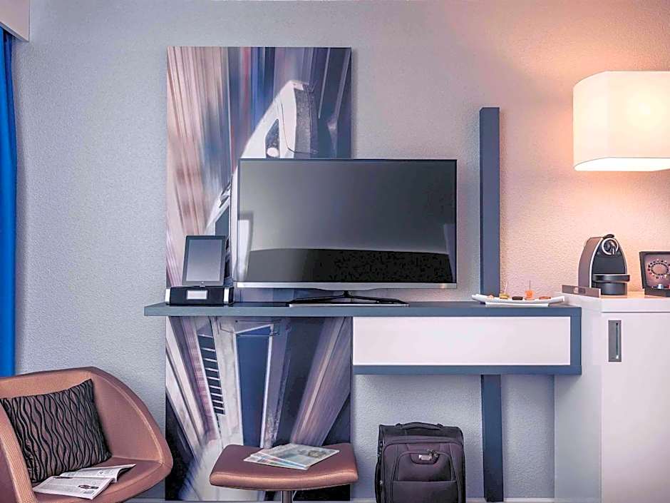 Mercure Paris Massy Gare TGV