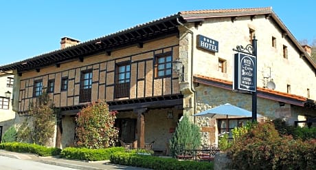La Casona de Revolgo