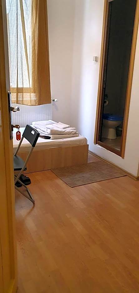 Cazare - Accommodation