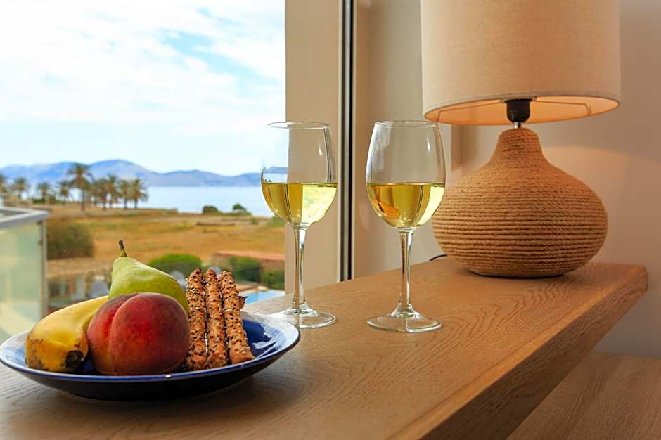 180 South Seaside Hotel