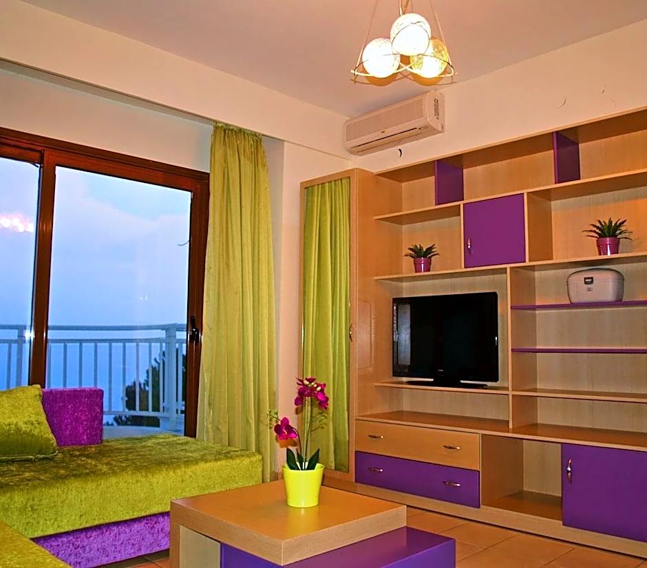 Maranton Beach Hotel