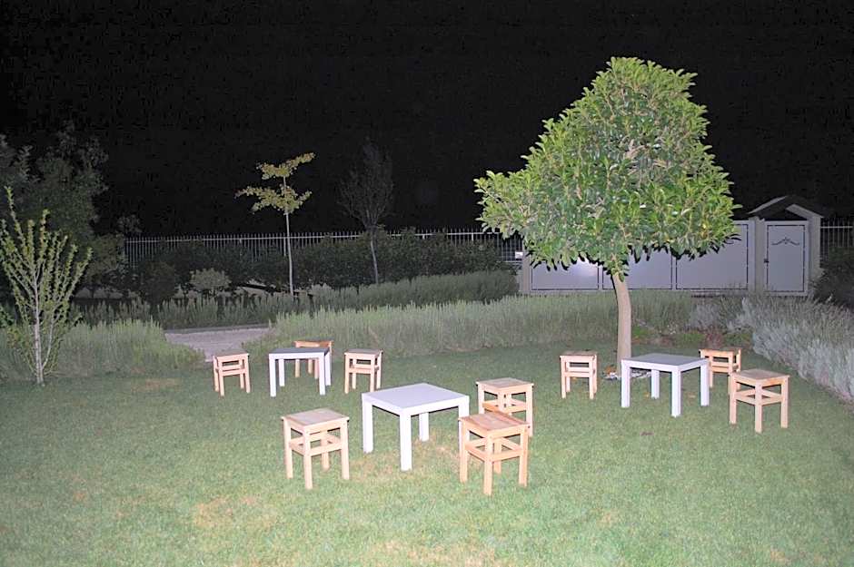 All'ombra del Carrubo - Metaponto