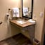 Cobblestone Hotel & Suites - Paxton