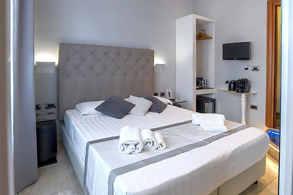 Pantheon Caesar Relais