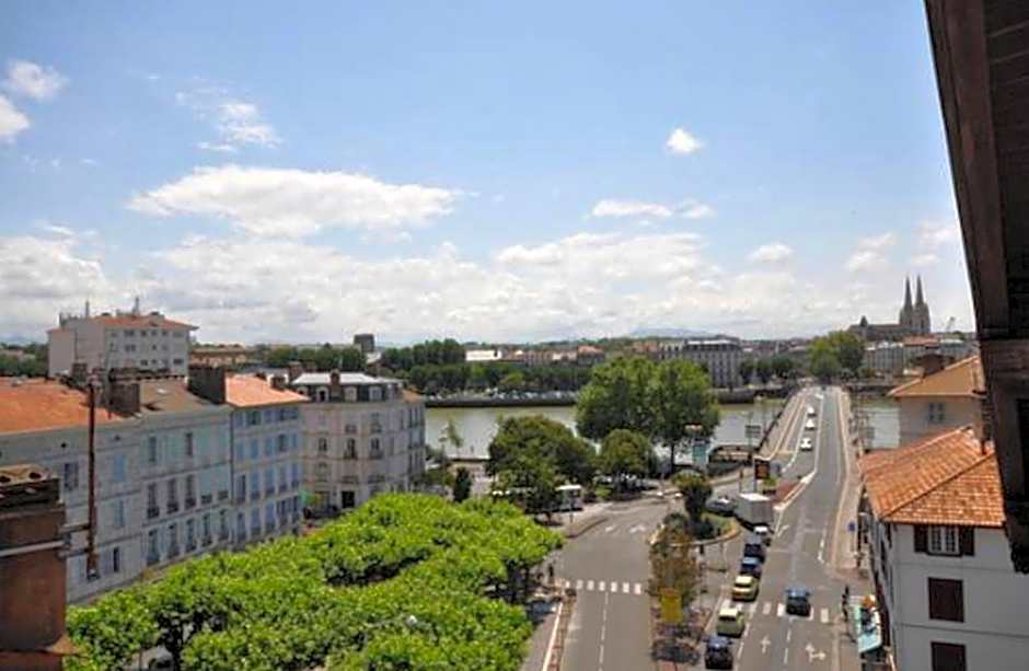 Hotel Cote Basque