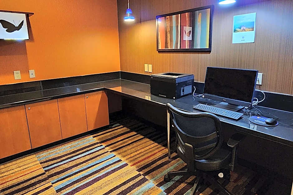 AmericInn by Wyndham St. Cloud MN Shopping Area