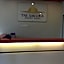 Tas Sakura Budget Hotel