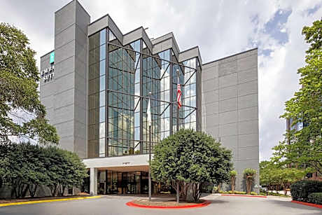 Embassy Suites by Hilton Atlanta-Perimeter Center