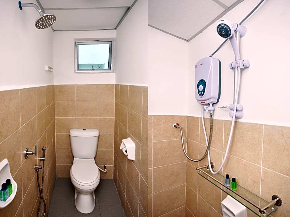 ADA Hotel & Apartment