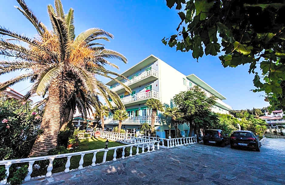 Kokkari Beach Hotel