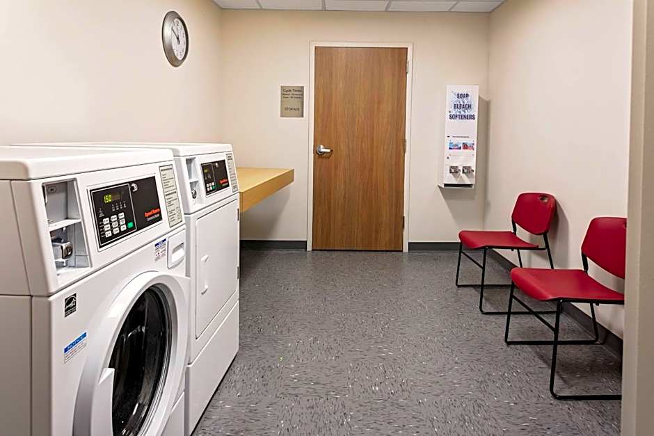 Fairfield Inn & Suites by Marriott Port Clinton Waterfront