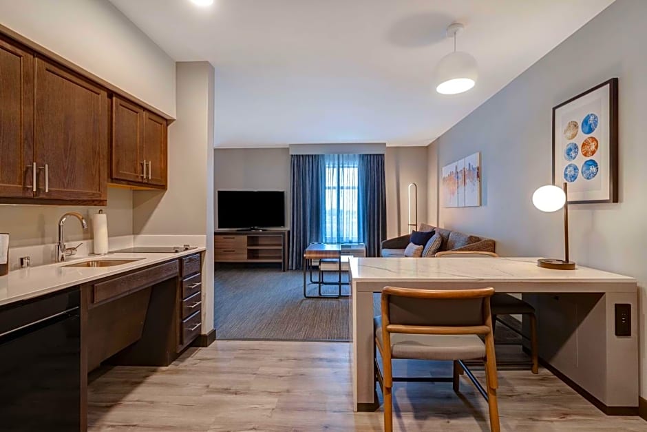 Homewood Suites by Hilton Oak Creek Milwaukee