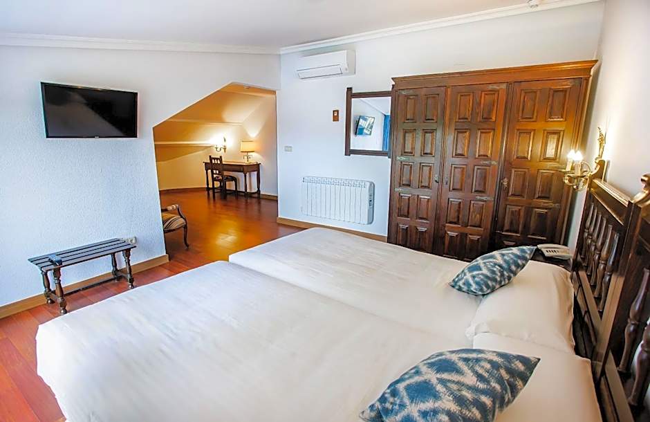 Hotel Conde Rodrigo II by eme hoteles